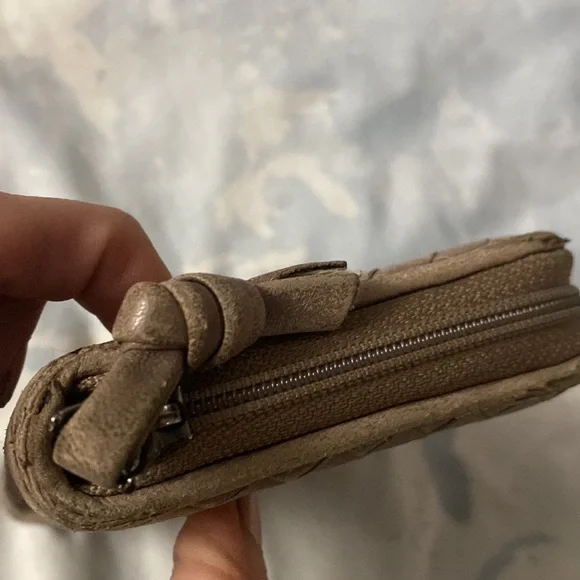 Vintage Bottega Veneta Wallet - Picture 4 of 7